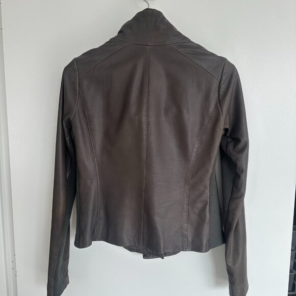 Vince 100% Leather Jacket (Size L Shows Wear) - Picture 2 of 15
